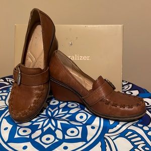 Naturalizer wedges size 8 rubber soul